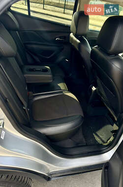 Внедорожник / Кроссовер Buick Encore 2016 в Львове
