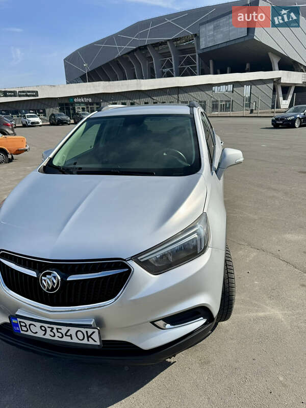 Позашляховик / Кросовер Buick Encore 2016 в Львові
