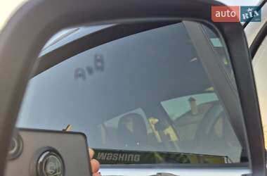 Внедорожник / Кроссовер Buick Encore 2017 в 