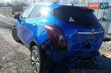 Позашляховик / Кросовер Buick Encore 2016 в 