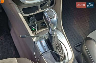 Позашляховик / Кросовер Buick Encore 2014 в 