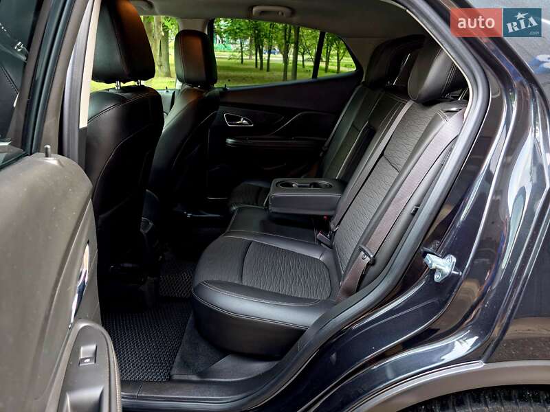 Внедорожник / Кроссовер Buick Encore 2015 в Кривом Роге