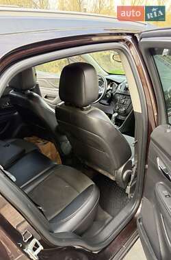 Позашляховик / Кросовер Buick Encore 2013 в 