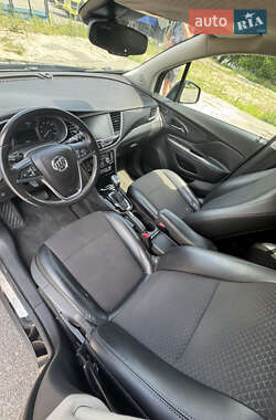 Внедорожник / Кроссовер Buick Encore 2018 в 