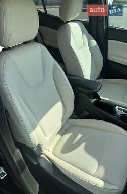 Внедорожник / Кроссовер Buick Encore 2020 в 