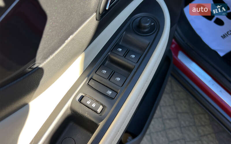 Позашляховик / Кросовер Buick Encore 2018 в Львові