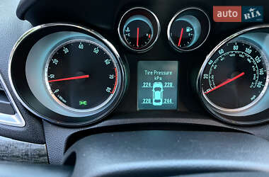 Позашляховик / Кросовер Buick Encore 2013 в 