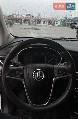Позашляховик / Кросовер Buick Encore 2016 в 