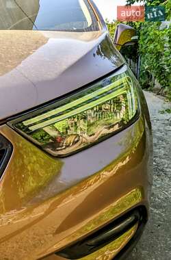 Внедорожник / Кроссовер Buick Encore 2016 в 