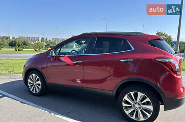 Позашляховик / Кросовер Buick Encore 2018 в 