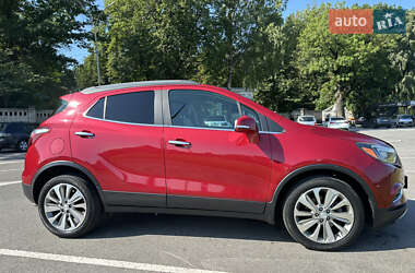 Позашляховик / Кросовер Buick Encore 2018 в 
