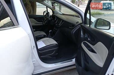Внедорожник / Кроссовер Buick Encore 2018 в 