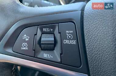 Внедорожник / Кроссовер Buick Encore 2017 в 