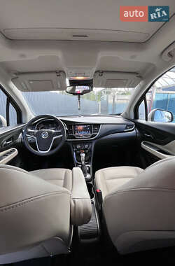 Позашляховик / Кросовер Buick Encore 2017 в 