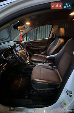 Позашляховик / Кросовер Buick Encore 2018 в 