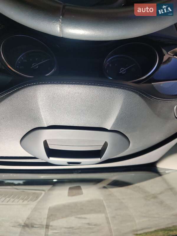 Позашляховик / Кросовер Buick Encore 2020 в Дніпрі