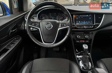 Позашляховик / Кросовер Buick Encore 2016 в 
