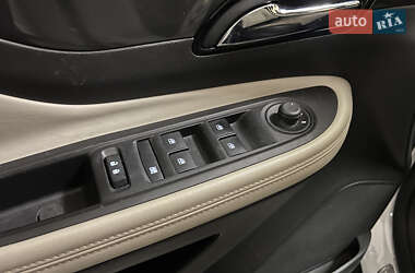Внедорожник / Кроссовер Buick Encore 2019 в 