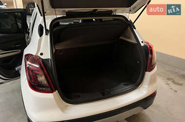 Внедорожник / Кроссовер Buick Encore 2019 в 