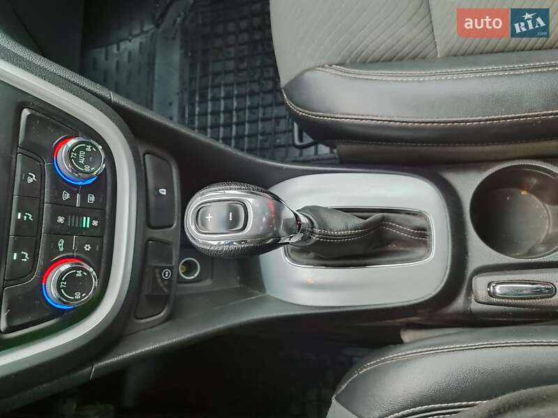 Позашляховик / Кросовер Buick Encore 2013 в Львові