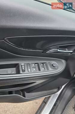 Внедорожник / Кроссовер Buick Encore 2016 в 
