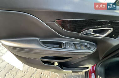 Внедорожник / Кроссовер Buick Encore 2015 в 