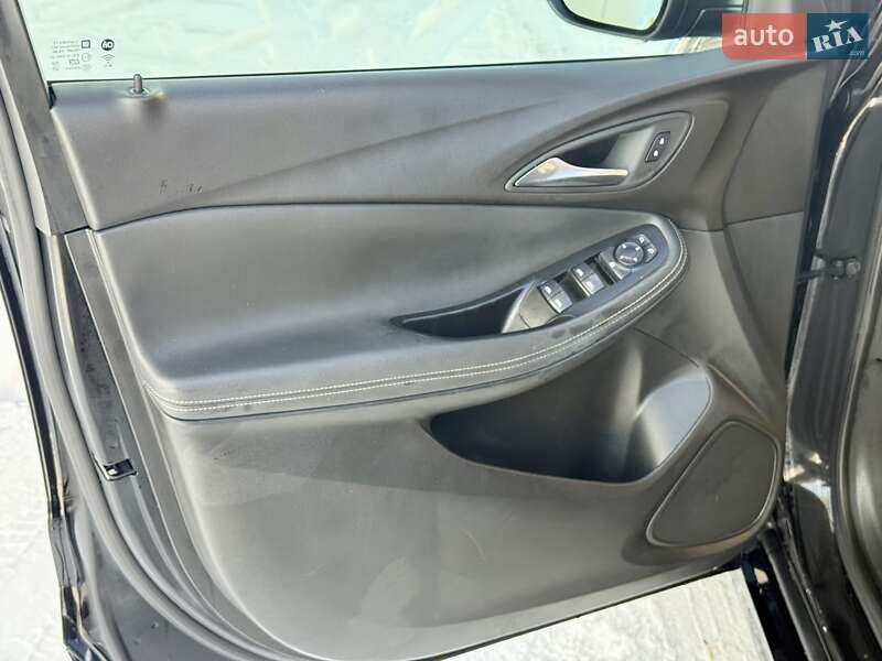 Внедорожник / Кроссовер Buick Encore 2024 в Днепре