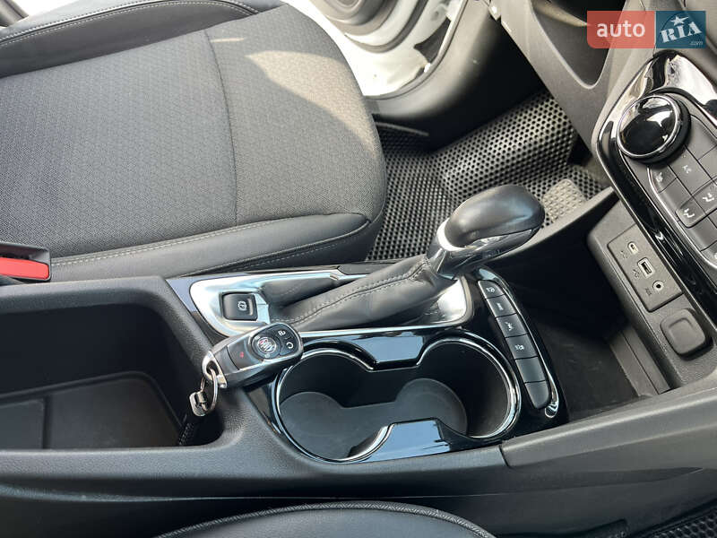 Позашляховик / Кросовер Buick Encore 2022 в Львові фото 16 Позашляховик / Кросовер Buick Encore 2022 в Львові