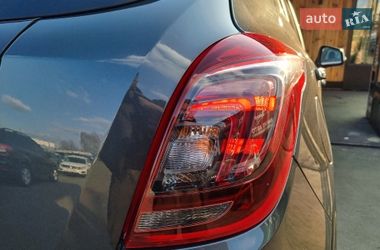 Внедорожник / Кроссовер Buick Encore 2016 в Виннице