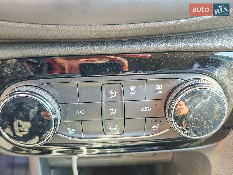 Внедорожник / Кроссовер Buick Encore 2021 в Киеве