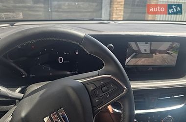 Внедорожник / Кроссовер Buick Encore 2024 в Киеве