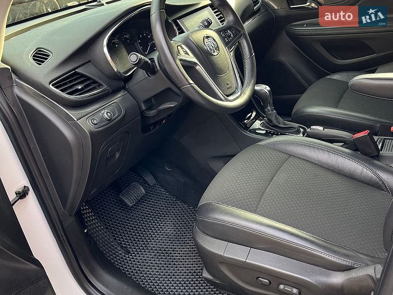 Позашляховик / Кросовер Buick Encore 2017 в Львові