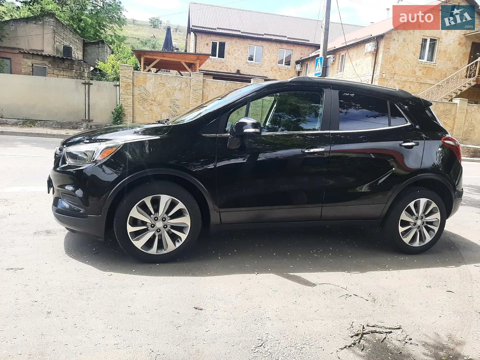 2019 Buick Encore - фото 1