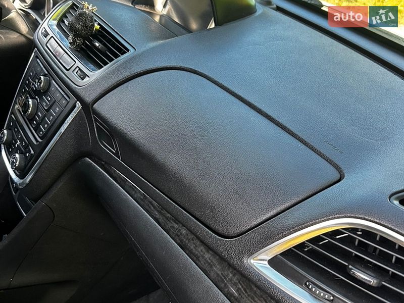 Внедорожник / Кроссовер Buick Encore 2015 в Днепре