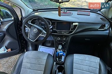 Позашляховик / Кросовер Buick Encore 2017 в Городенці
