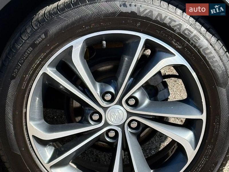 Внедорожник / Кроссовер Buick Encore 2020 в Одессе