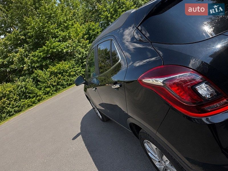 Внедорожник / Кроссовер Buick Encore 2018 в Киеве
