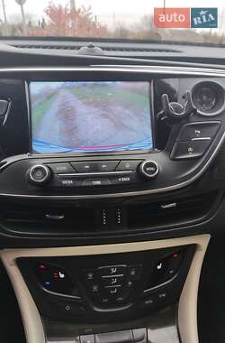 Внедорожник / Кроссовер Buick Envision 2019 в 