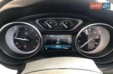 Позашляховик / Кросовер Buick Envision 2020 в 
