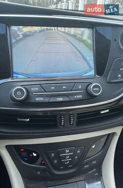 Внедорожник / Кроссовер Buick Envision 2018 в 