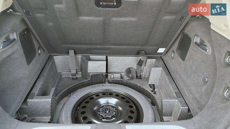 Позашляховик / Кросовер Buick Envision 2017 в Києві фото 16 Позашляховик / Кросовер Buick Envision 2017 в Києві