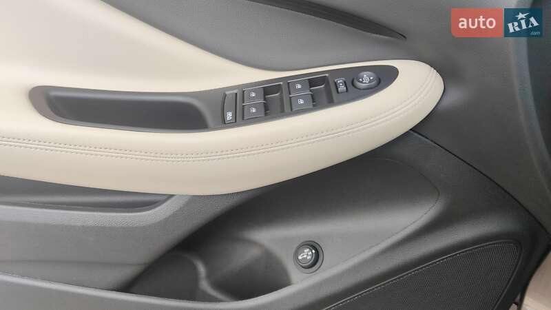 Внедорожник / Кроссовер Buick Envision 2018 в Киеве