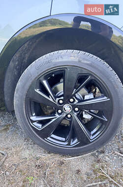 Внедорожник / Кроссовер Buick Envision 2022 в 