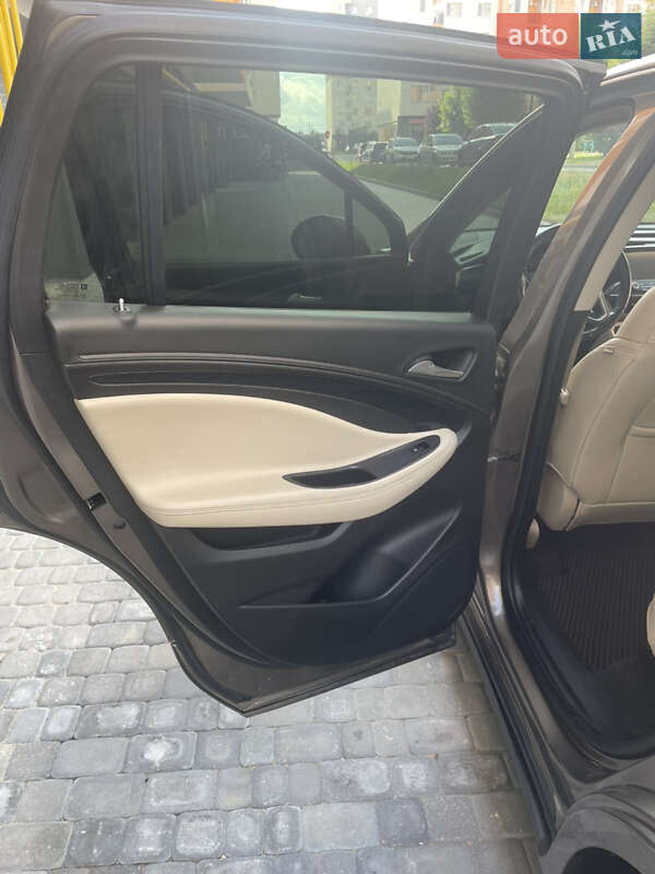 Позашляховик / Кросовер Buick Envision 2016 в Вінниці