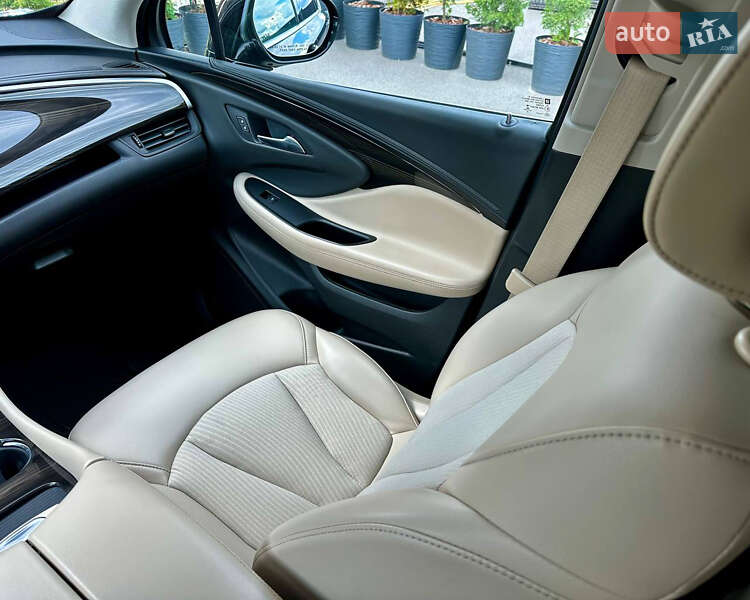 Позашляховик / Кросовер Buick Envision 2018 в Києві