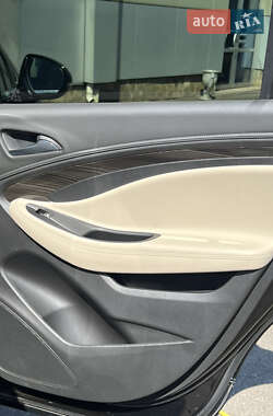 Внедорожник / Кроссовер Buick Envision 2018 в 