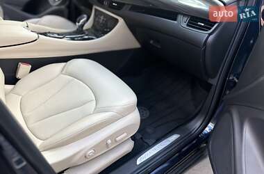 Позашляховик / Кросовер Buick Envision 2019 в 