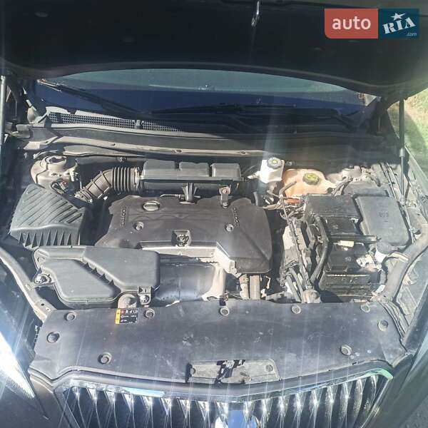 Позашляховик / Кросовер Buick Envision 2016 в Кременчуці