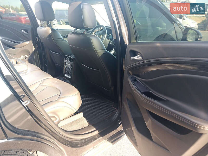 Внедорожник / Кроссовер Buick Envision 2016 в Киеве
