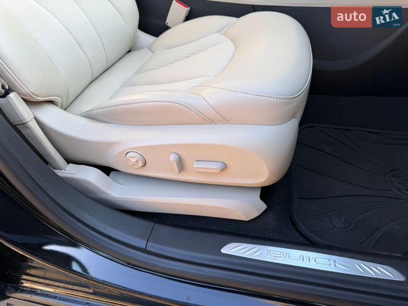 Позашляховик / Кросовер Buick Envision 2018 в Києві